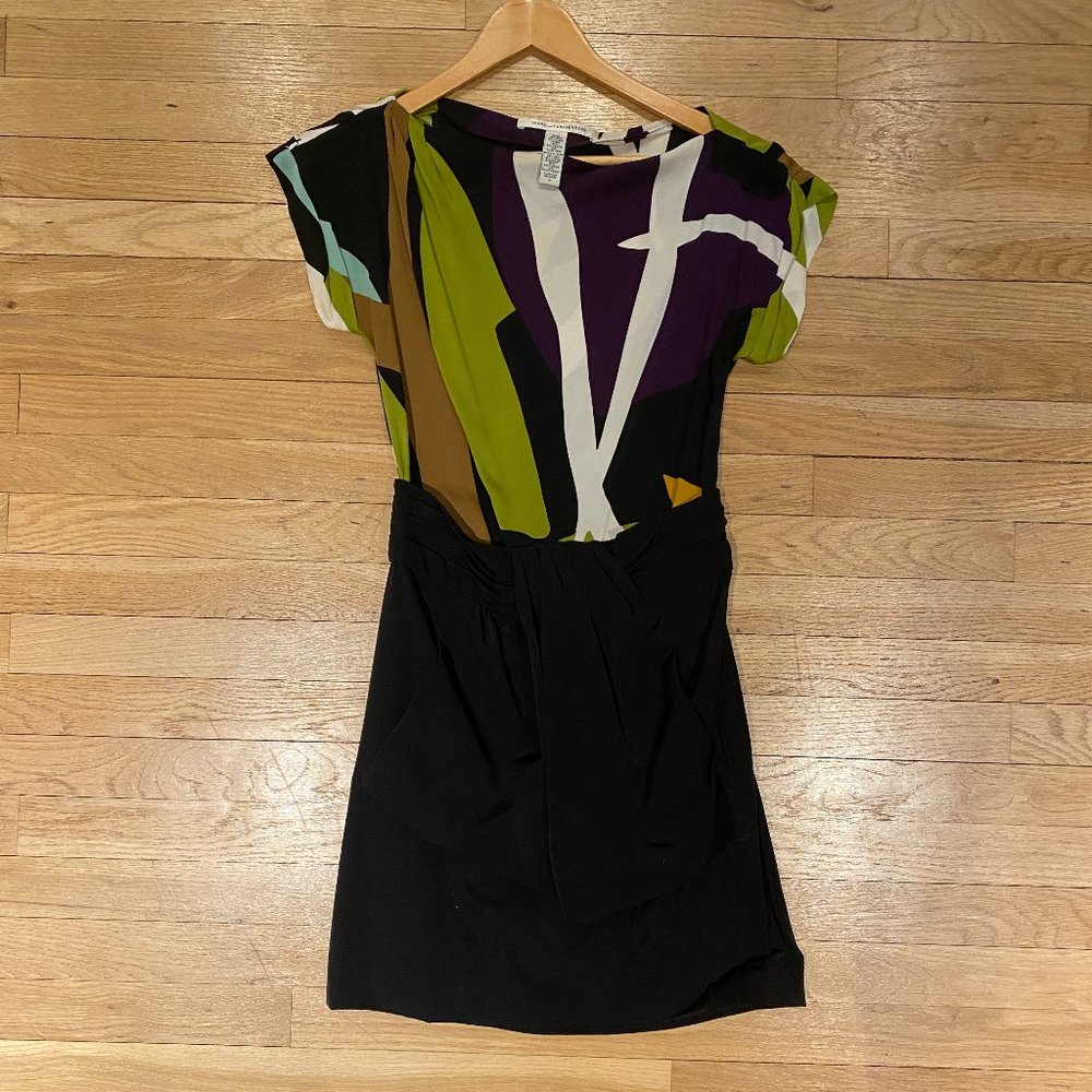 DVF Multi-colored dress, Size:4